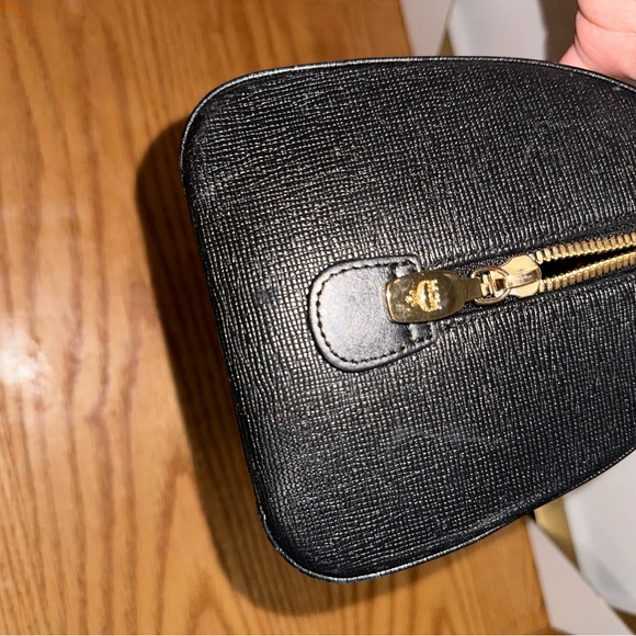 {VGUC} MCM cute leather hand bag - Picture 10 of 15